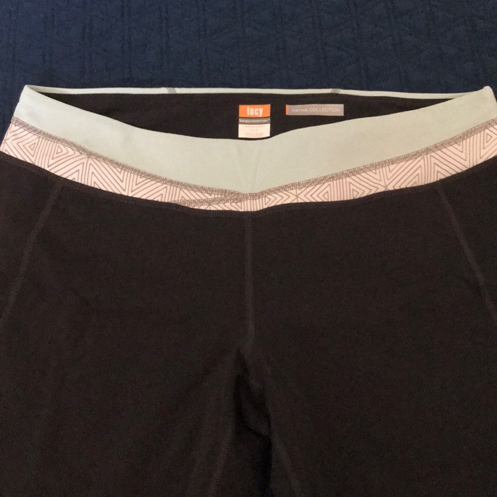 LUCY capri Hatha collection legging